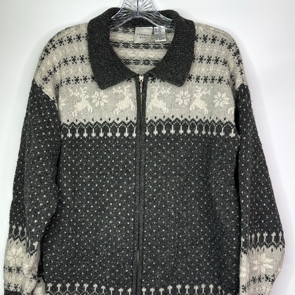Summit Hill Gray Full Zip Reindeer Snowflake Sweater Size Large - Picture 2 of 8
